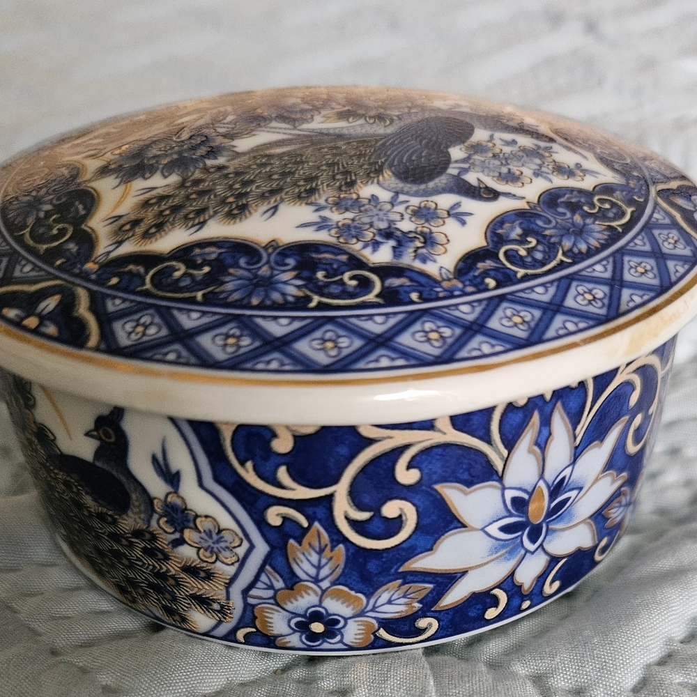 Peacock Design with Gold Gilding Trinket Dish